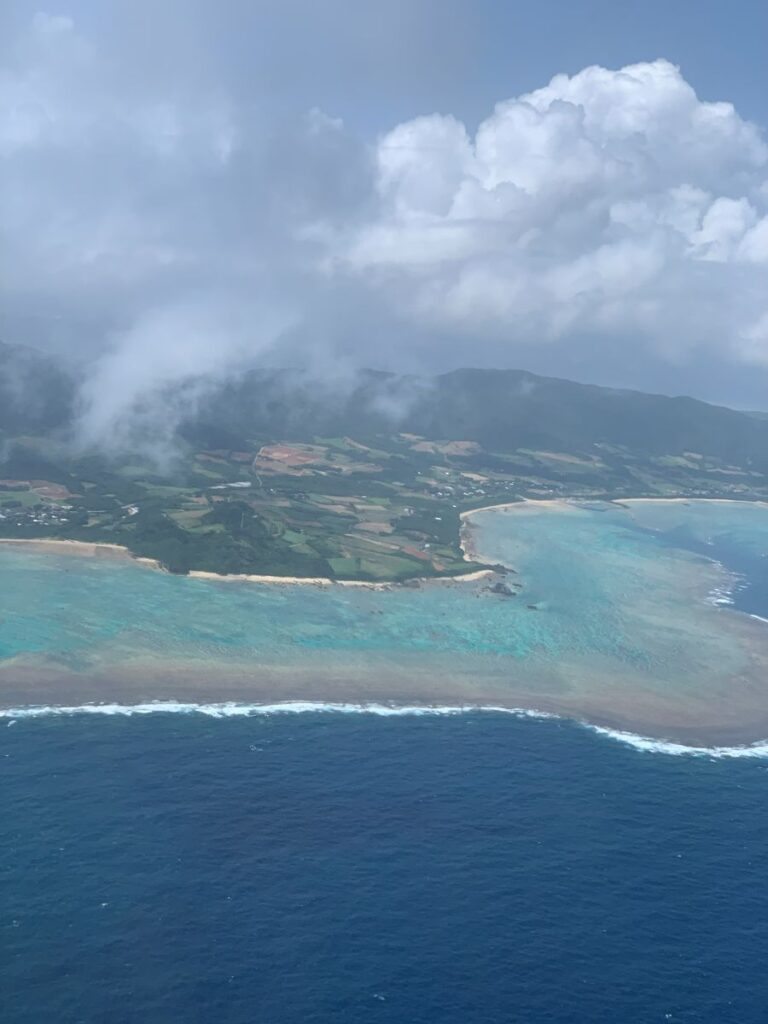 西表島石垣島飛行機