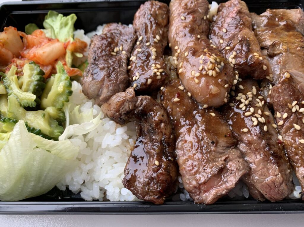 ハレクラニ沖縄 周辺レストラン 琉球焼肉なかま