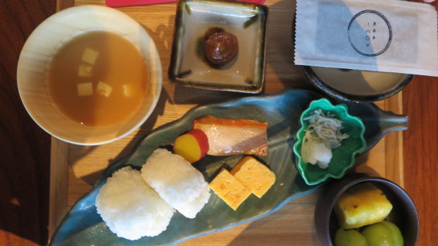 ハレクラニ沖縄 朝食 青碧蒼 和定食 キッズ