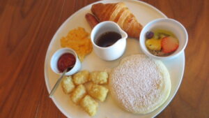 ハレクラニ沖縄 朝食 シルー 洋食 プレート キッズ